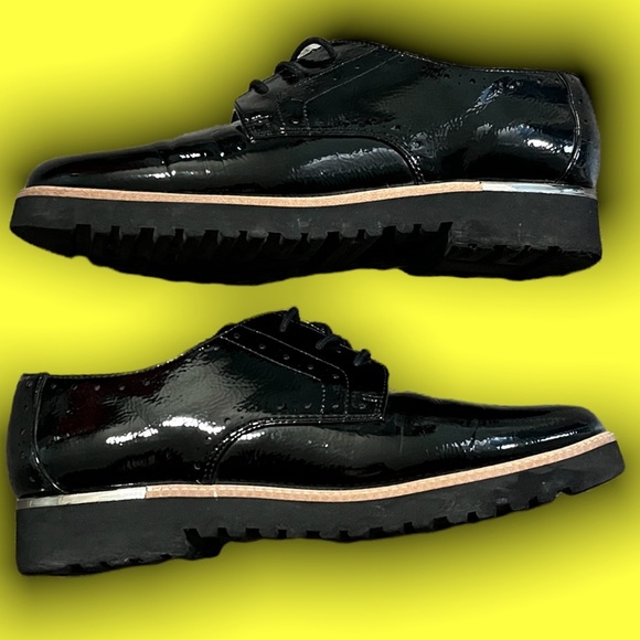 (8) FRANCO SARTO New Womens Cyber Patent Leather Lace Up Oxfords in Black Size 8 - Picture 2 of 4